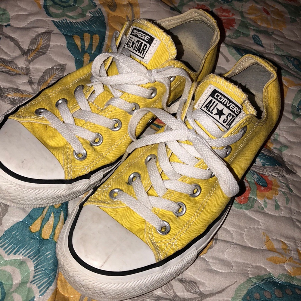 yellow converse